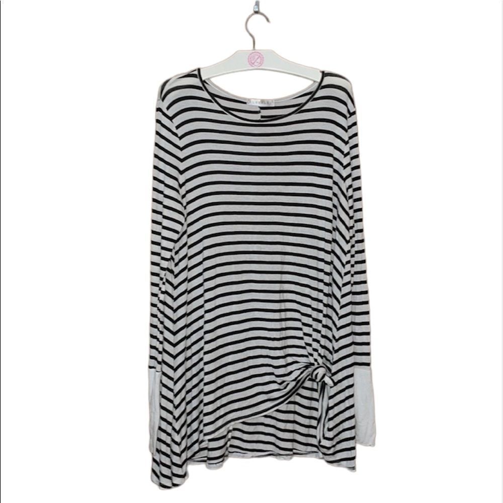 •BLAKELEY• high/low black&cream tunic with tie knot front size M/L